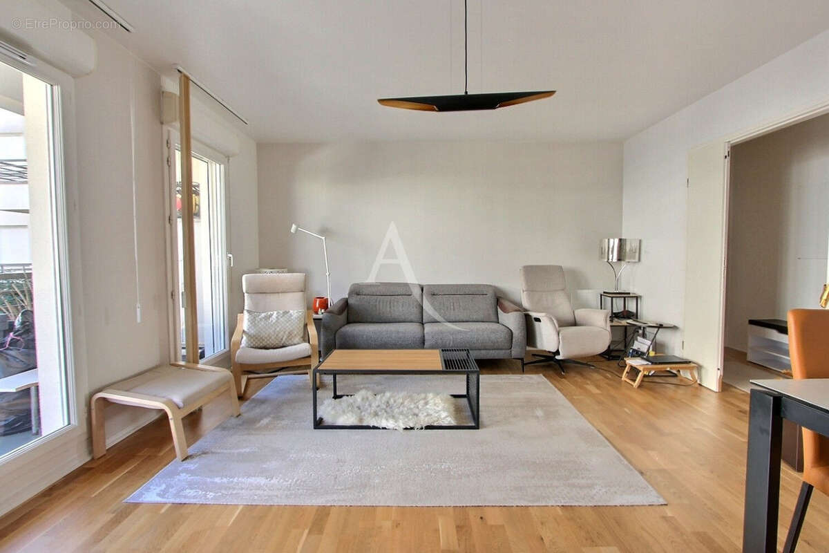Appartement à ASNIERES-SUR-SEINE