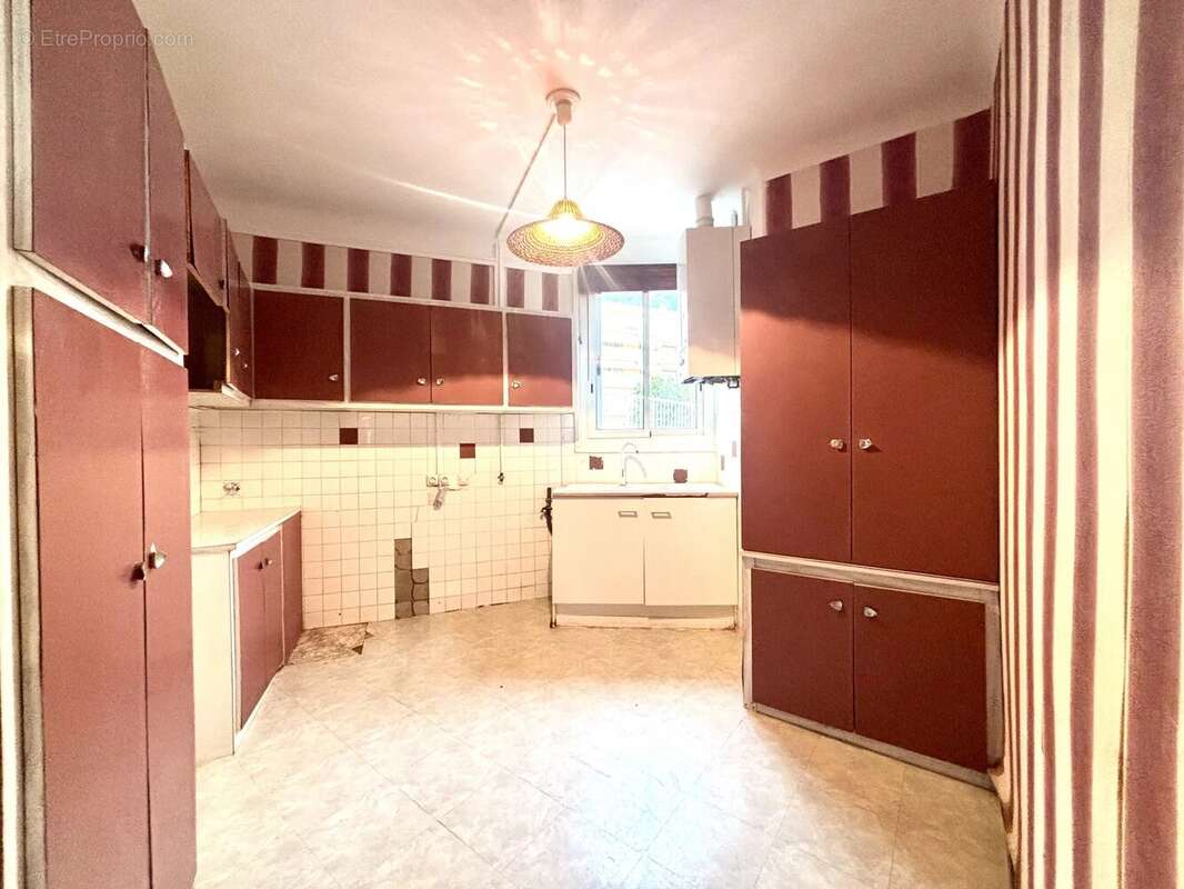 Appartement à CAP-D'AIL