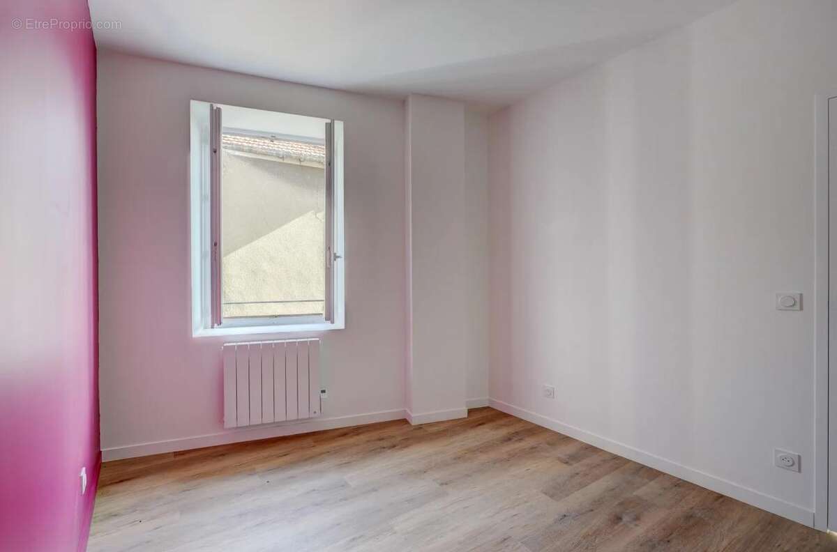 Appartement à SOUCIEU-EN-JARREST