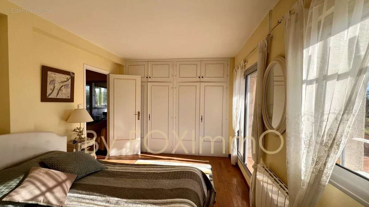 Maison à LA COLLE-SUR-LOUP