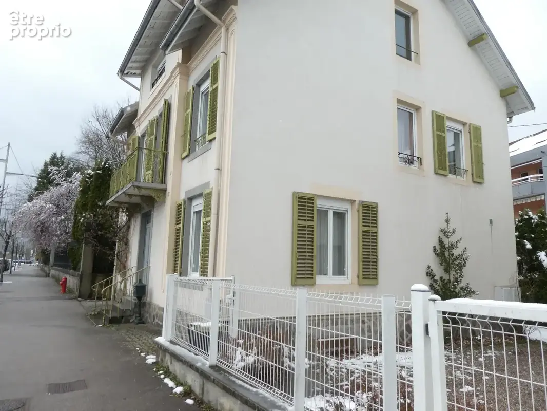 GERARDMER (88) à vendre maison bourgeoise T8  de 200m², terrain 200m² - photo 2