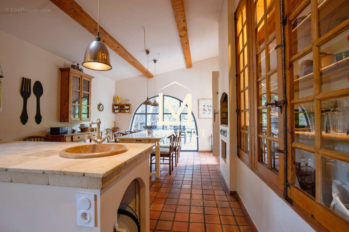 Maison à LORGUES