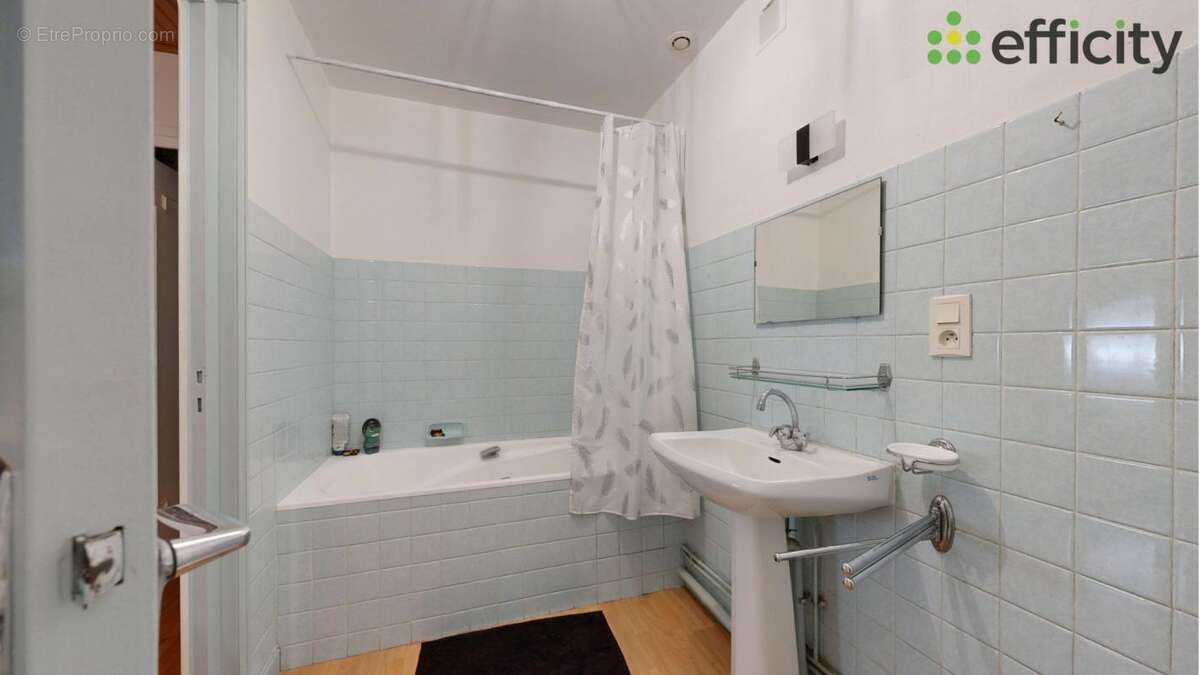 Maison à COLOMBIER-SAUGNIEU