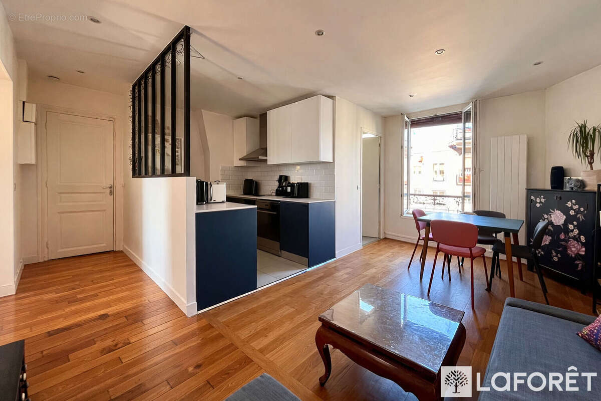 Appartement à ASNIERES-SUR-SEINE