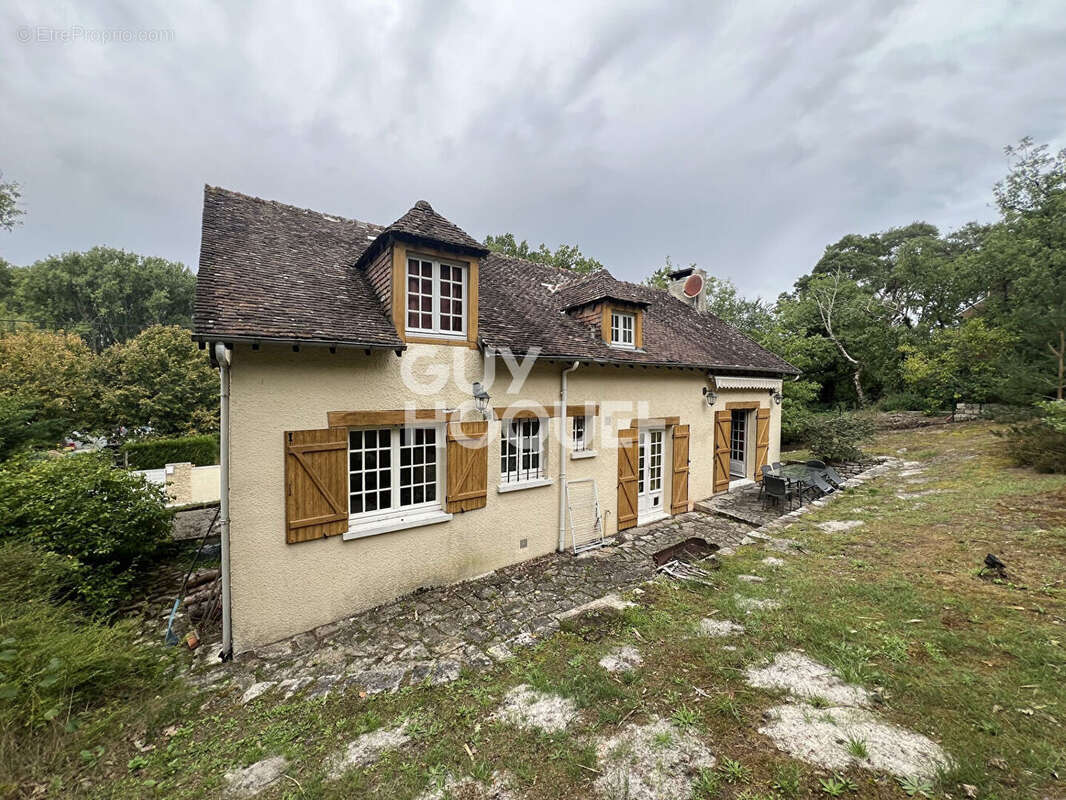 Maison à FONTAINEBLEAU