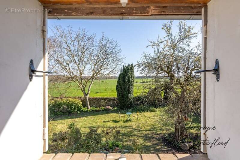 Maison à vendre 8 pièces SEPTEUIL (78) 260m², 5 chambres, garage, 620m² - photo 4