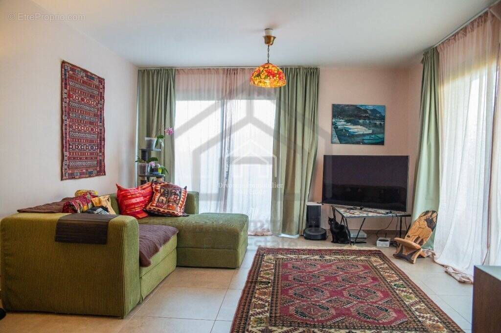 Appartement à DIVONNE-LES-BAINS