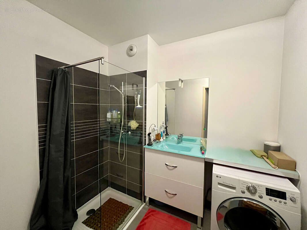 Appartement à MARSEILLE-1E