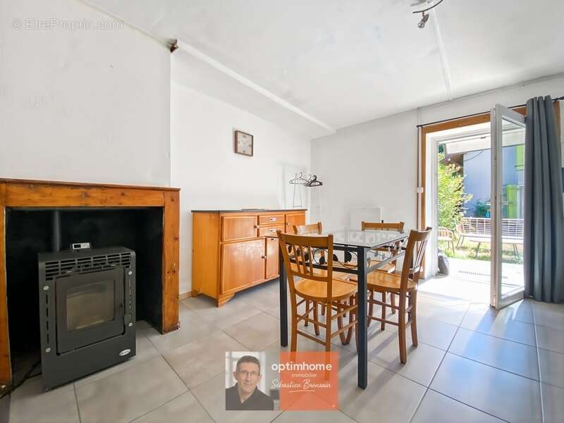 Maison 2 chambres, dépendances et multiples possibilités d'aménagement - photo 2