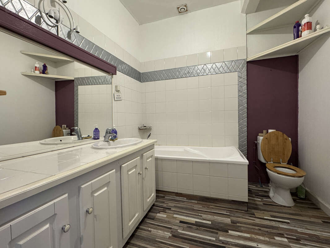 Maison à BARBEZIEUX-SAINT-HILAIRE