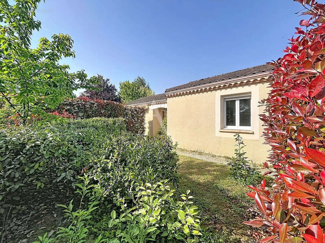 Maison à PRAYSSAC