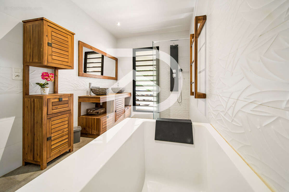 Maison à LE TAMPON