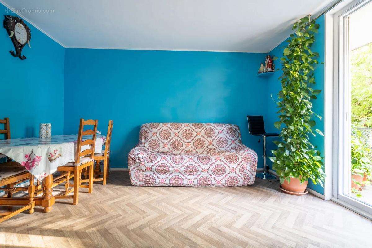 Appartement à ROSNY-SOUS-BOIS