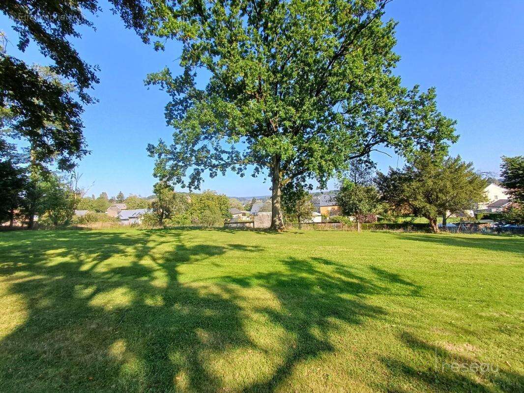 Maison à POURU-SAINT-REMY