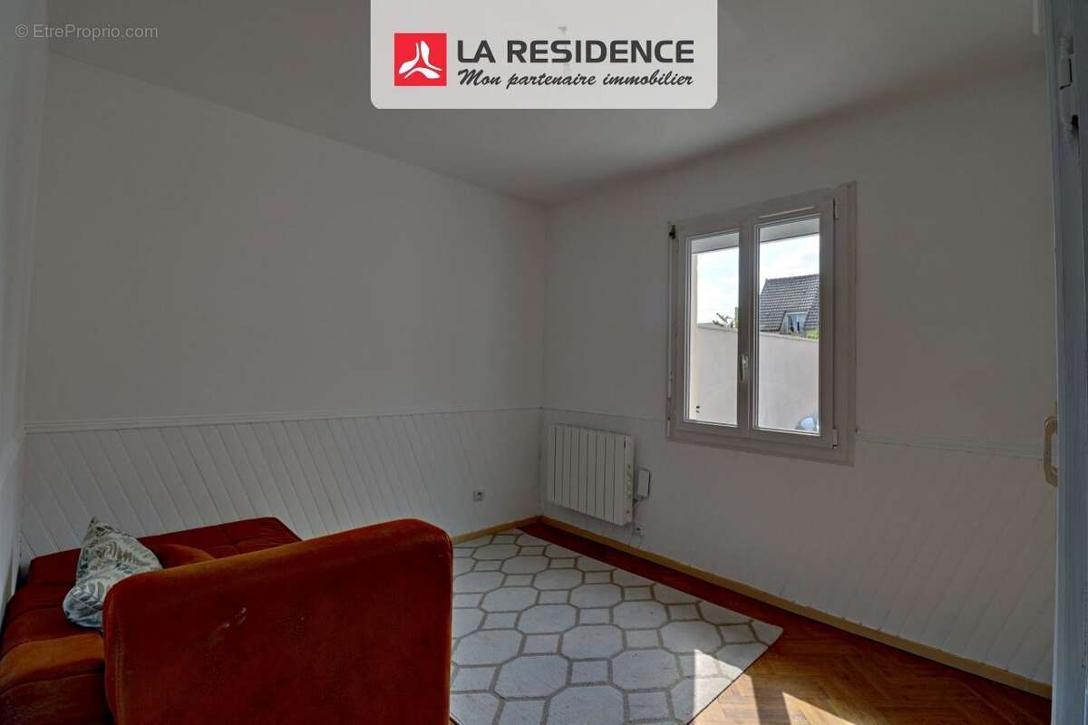 Maison 117 m² à Carrieres-Sous-Poissy  - photo 7