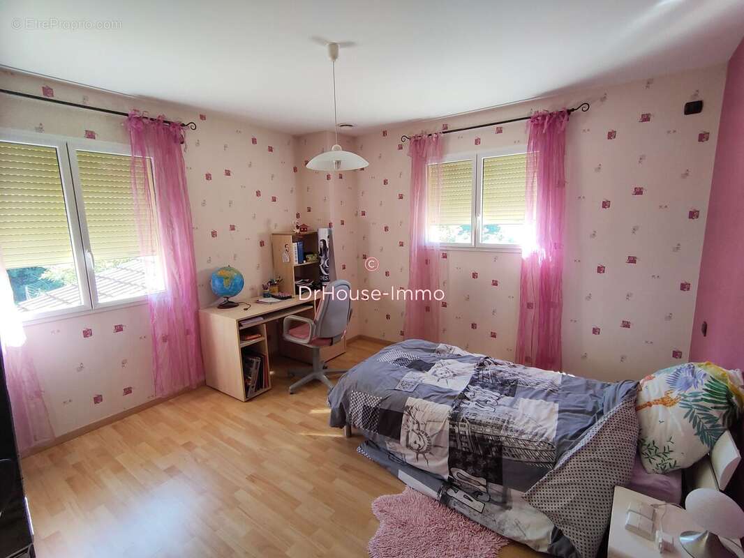 Maison à SAINT-VERAND