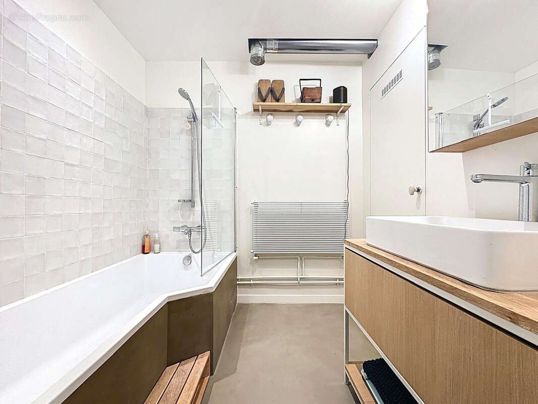 Appartement à PARIS-20E