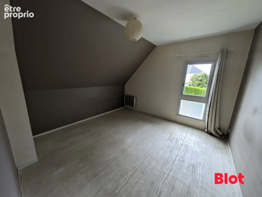 Maison 5 pièces 96 m² à vendre à Argentre-Du-Plessis (35370) - photo 9