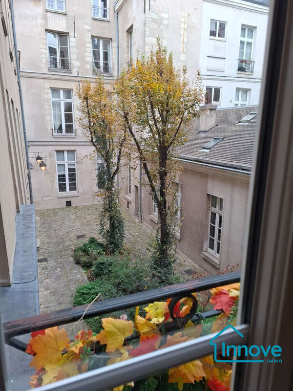 Appartement à PARIS-3E