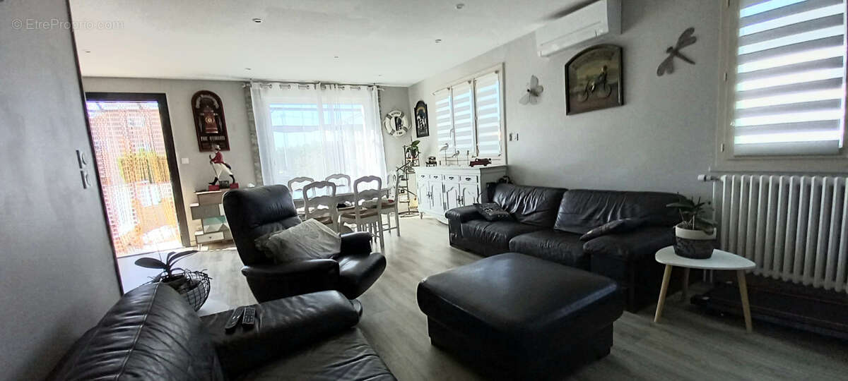 Maison à SAINT-ROMAIN-DE-JALIONAS