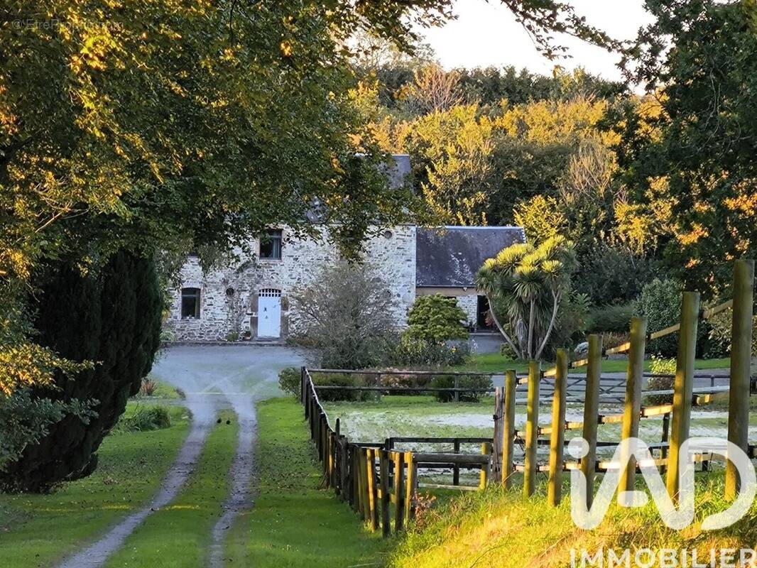 Photo 1 - Maison à COURCY