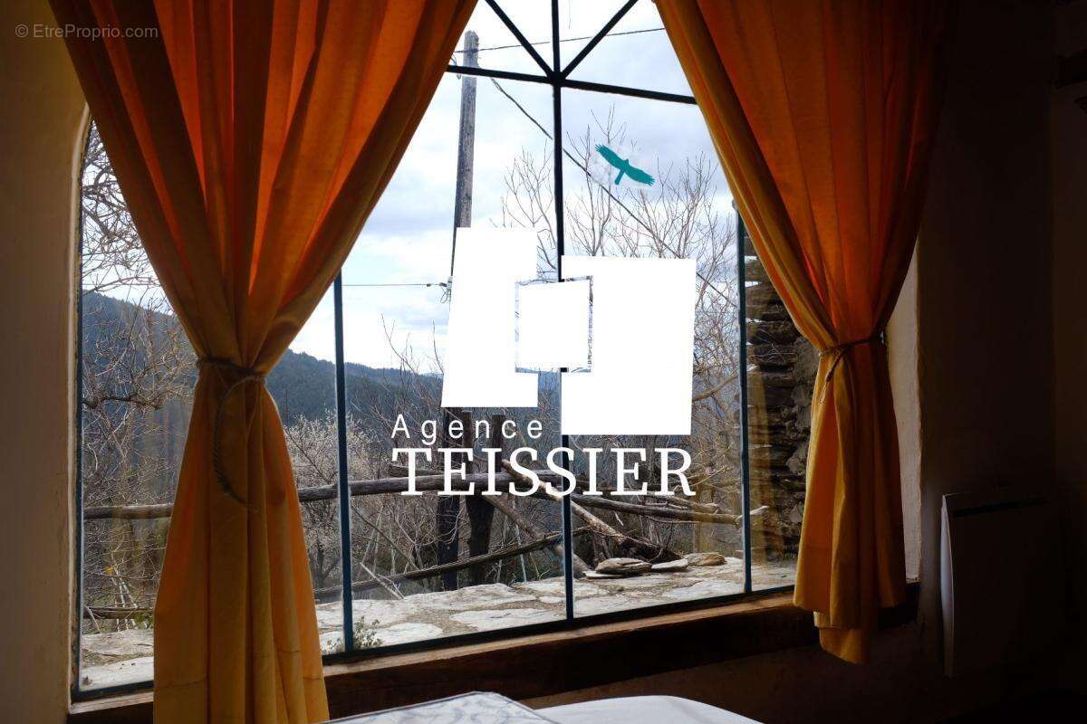 Maison à PONTEILS-ET-BRESIS