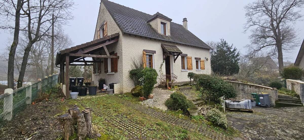 Maison à LA FERTE-ALAIS