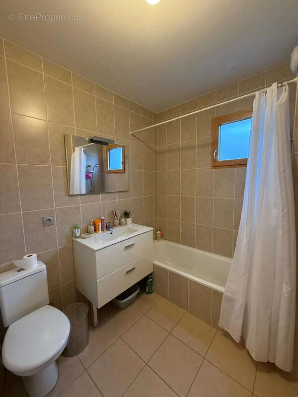 Appartement à CESSY
