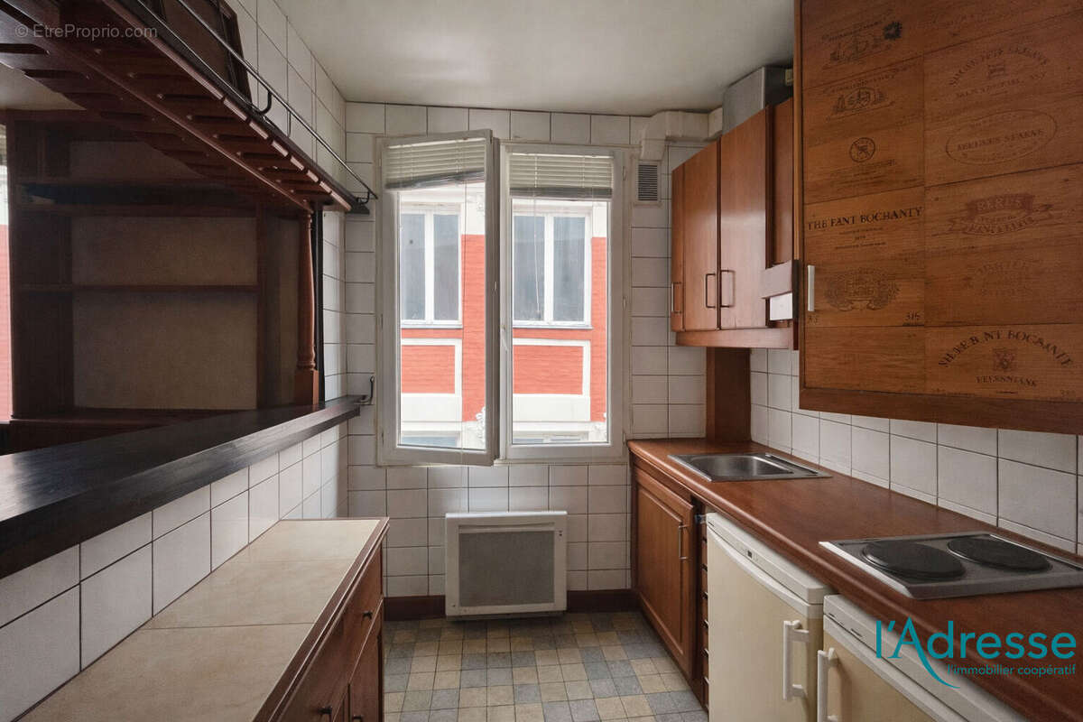Appartement à PARIS-11E