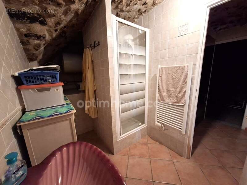 Appartement à SEYNE