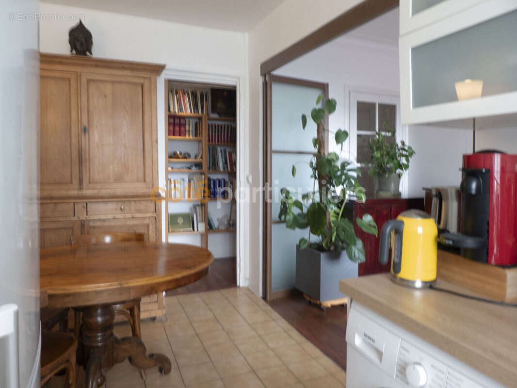 Appartement à AUBERVILLIERS
