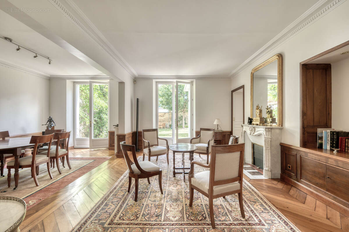 Maison à SAINT-GERMAIN-EN-LAYE