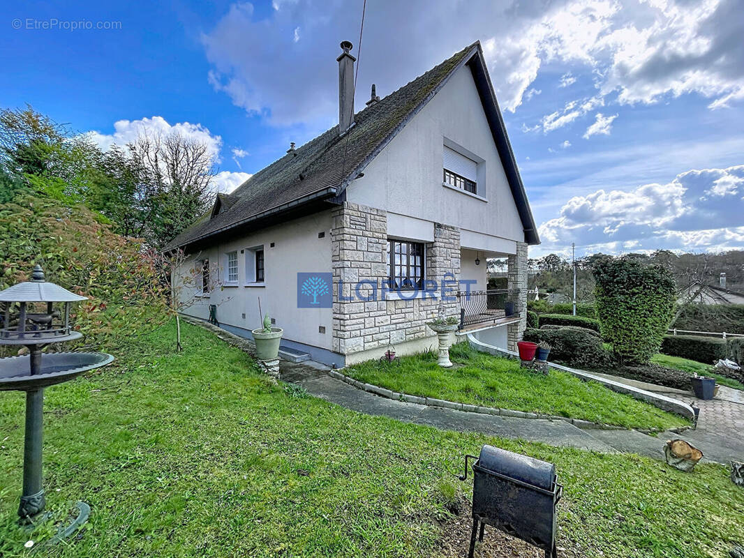 Maison à PETIT-COURONNE