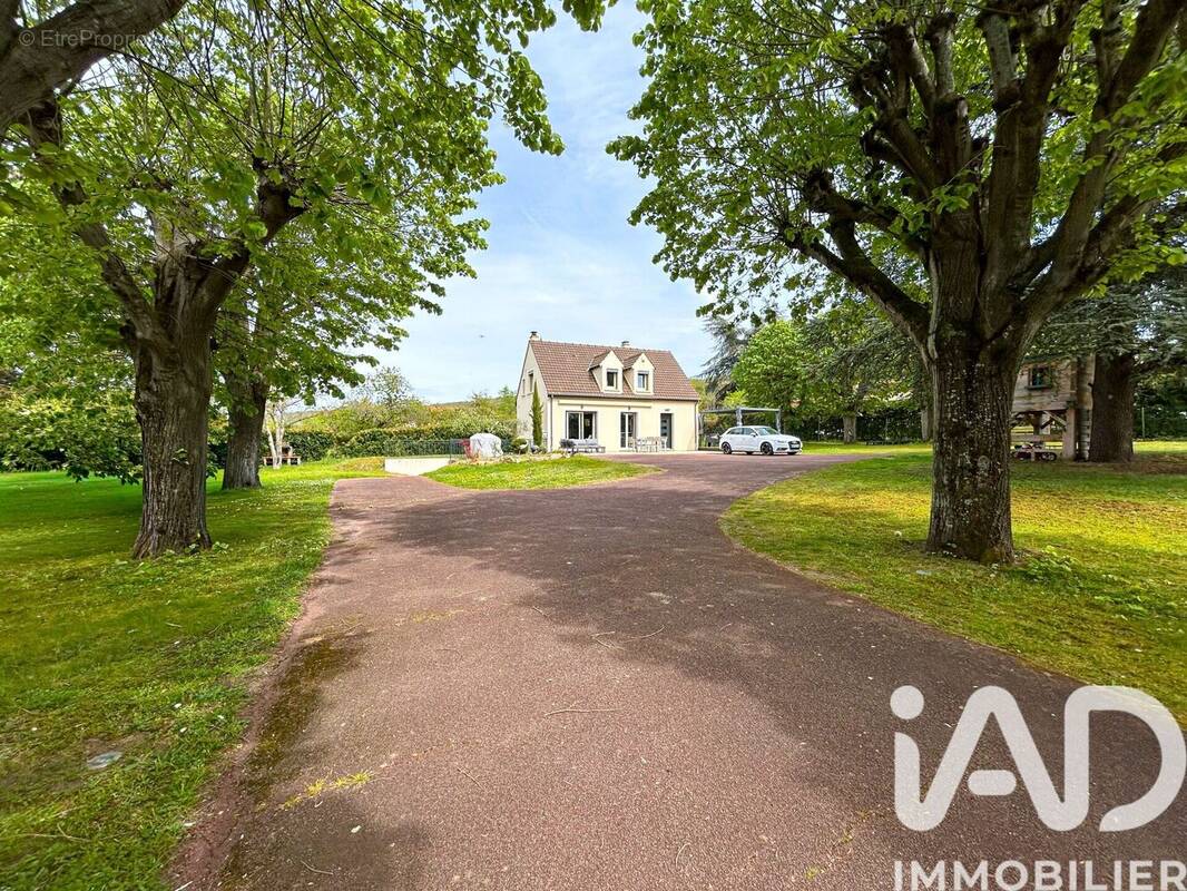 Photo 1 - Maison à SAINT-MARTIN-LA-GARENNE