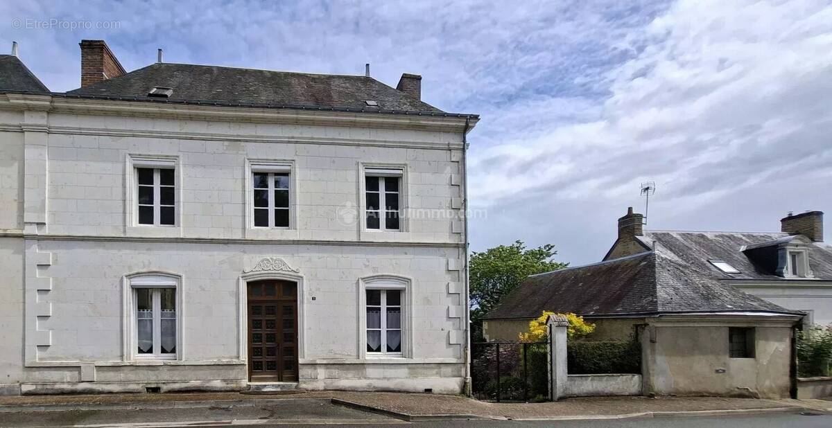 Maison à VOUVRAY-SUR-LOIR