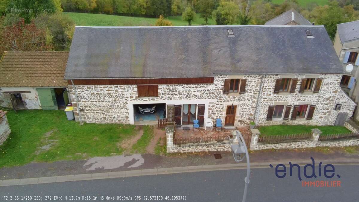 Maison à LA PETITE-MARCHE