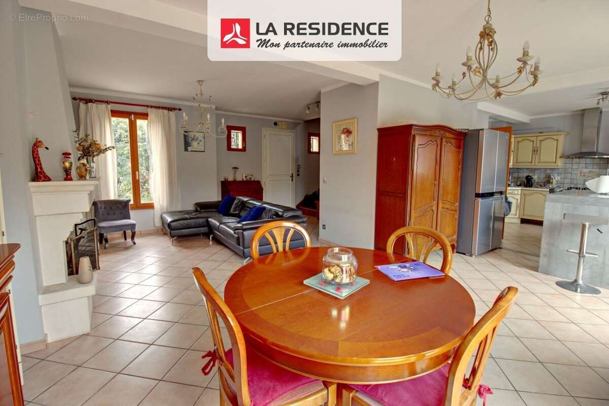 Maison 136 m² à Eragny  - photo 6