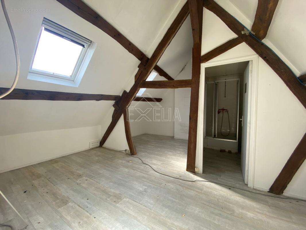 Maison à ROSNY-SUR-SEINE