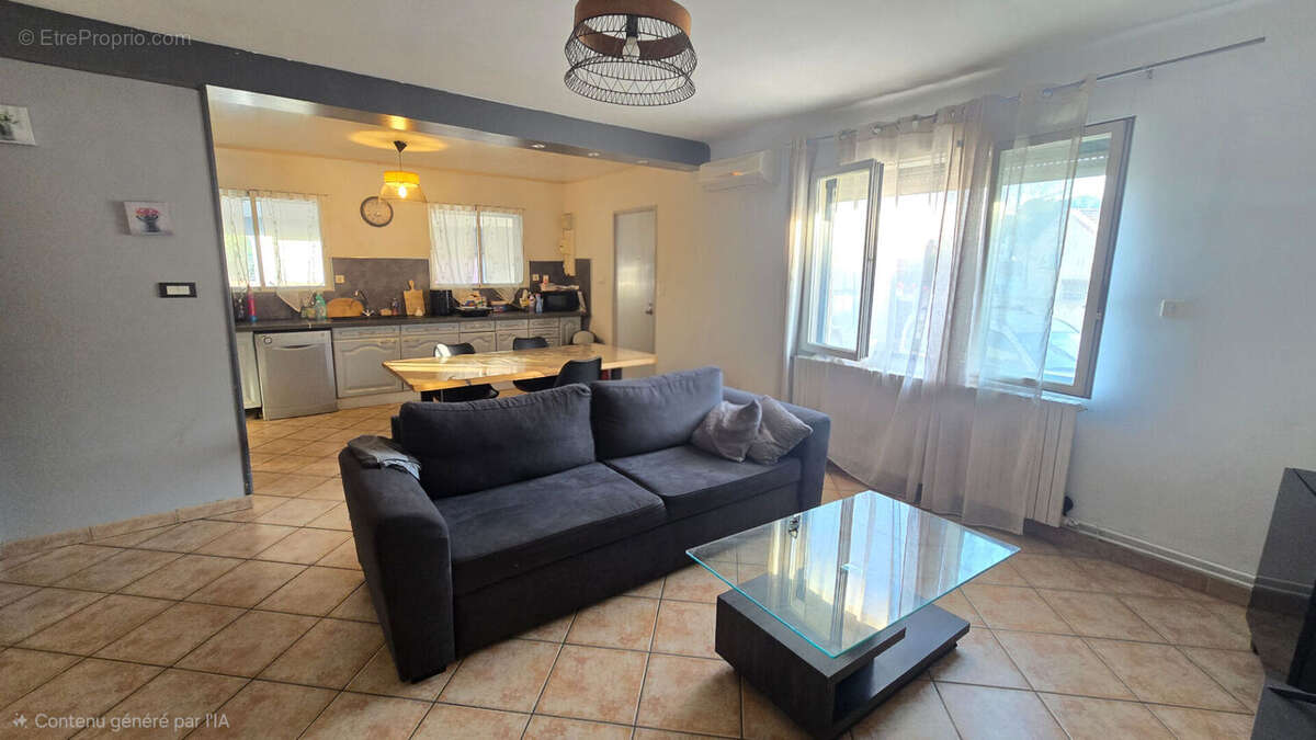 Maison 140m² à port-de-bouc - photo 2