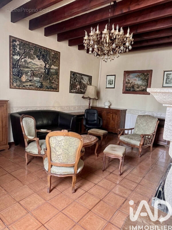 Photo 1 - Maison à LONGUE-JUMELLES
