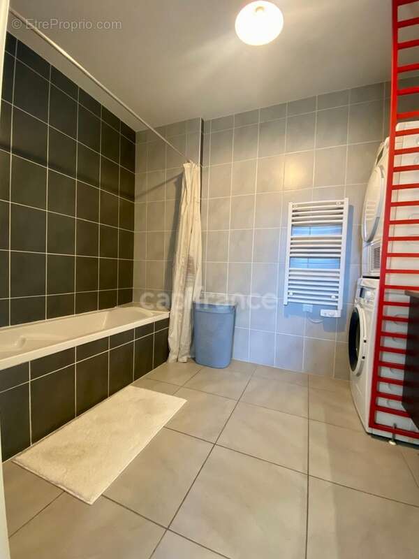 Appartement dernier étage avec terrasses 55m² à vendre 4 pièces MONTPELLIER (34) - photo 7