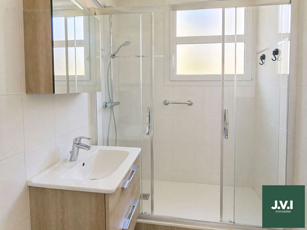 Appartement à ENGHIEN-LES-BAINS