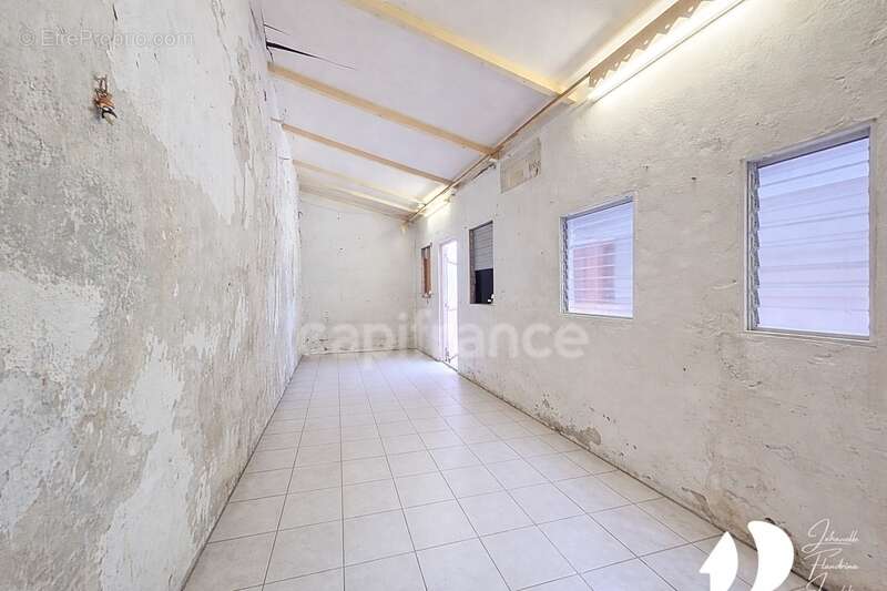 Appartement à POINTE-A-PITRE