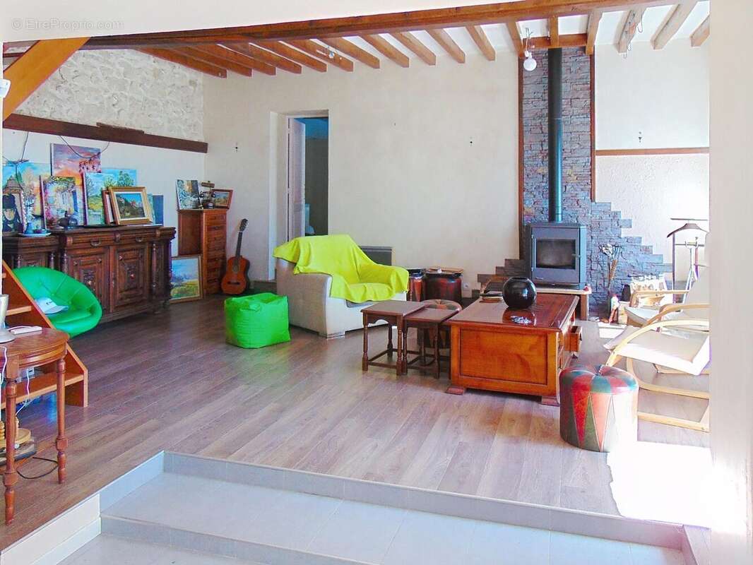 Photo 2 - Maison à CORQUILLEROY
