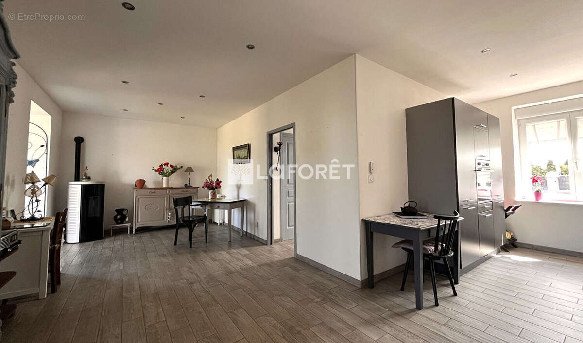 Maison à TREVOU-TREGUIGNEC