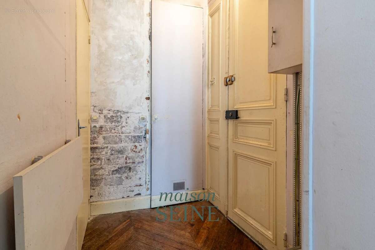 Appartement à PARIS-7E