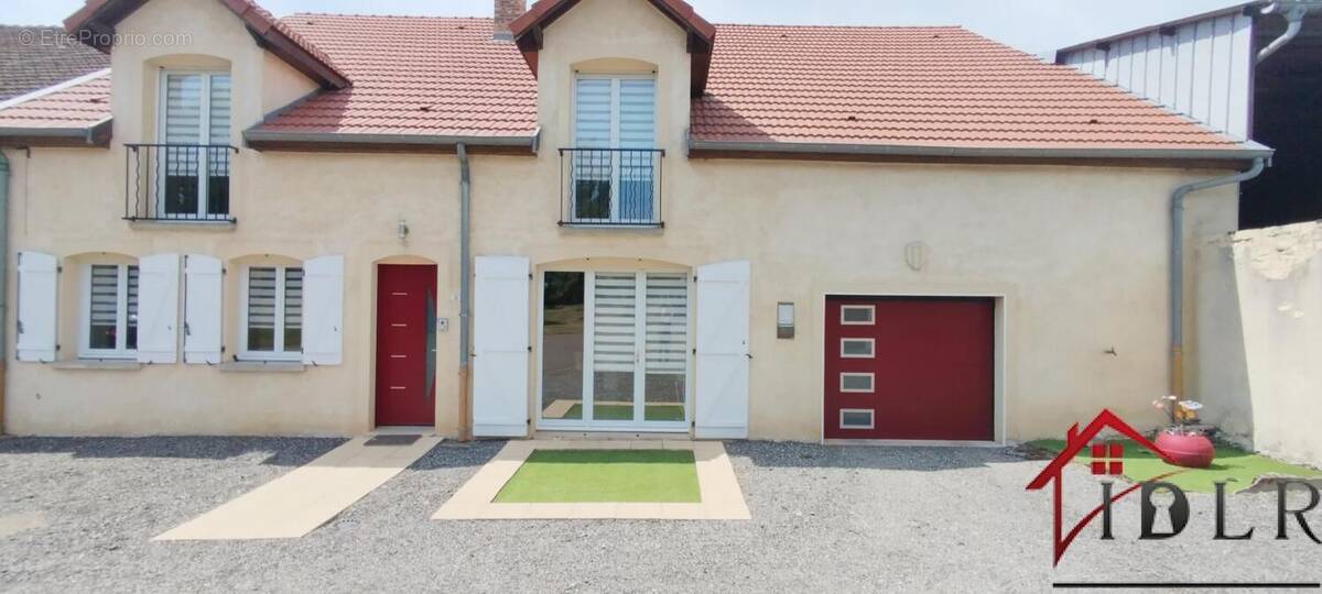 Maison à VAL-DE-MEUSE