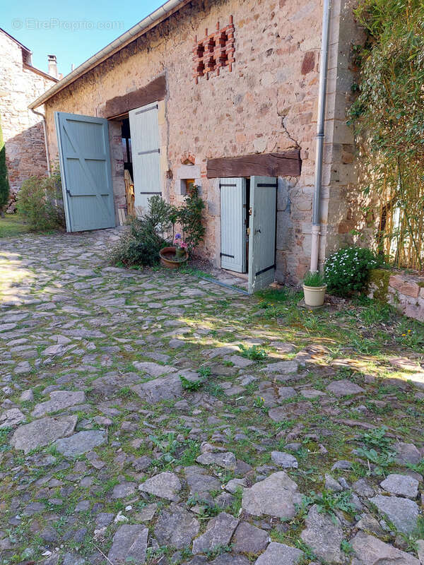 Maison à BUSSET