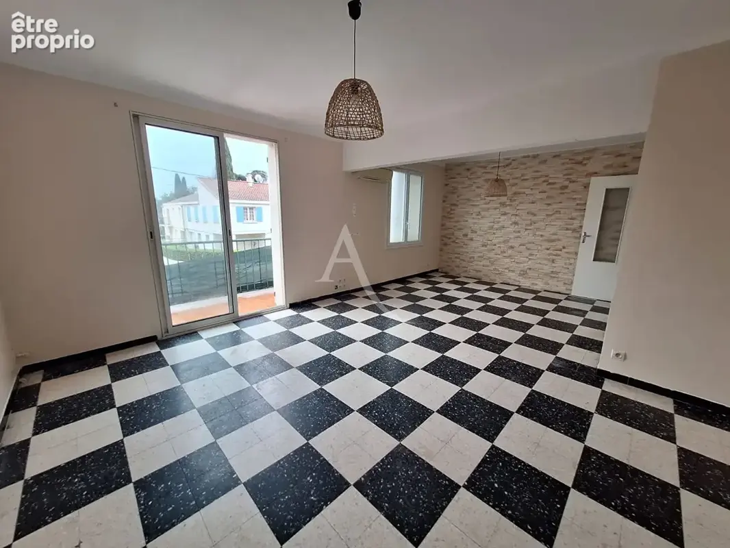A vendre rodilhan : immeuble de 4 lots - photo 2