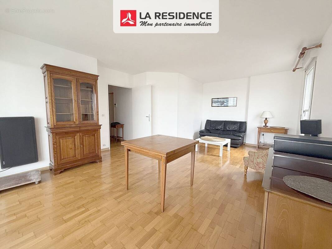 Appartement à VELIZY-VILLACOUBLAY